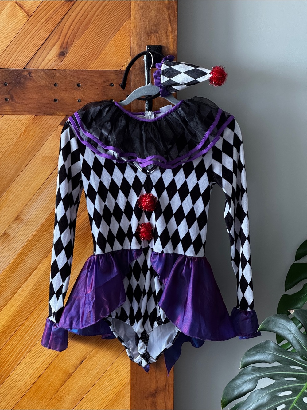 Spirit Halloween Women’s Clown Costume Bodysuit Skirt Headband S - Picture 1 of 10